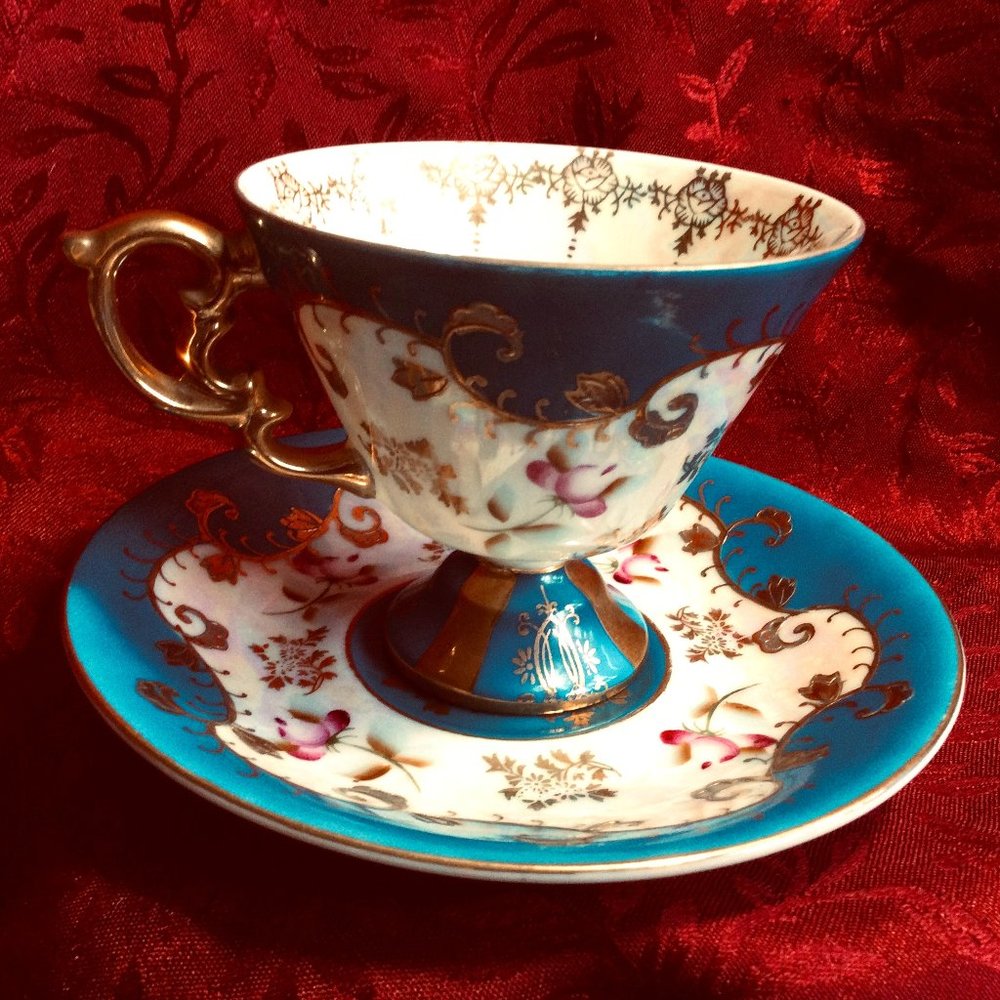 Royal Sealy Japan Iridescent Blue Gold Teacup